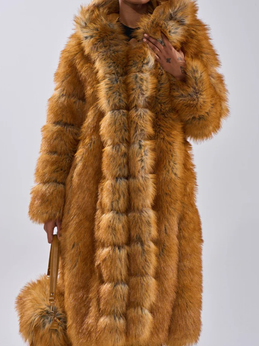 OLD MONEY FAUX FUR COAT