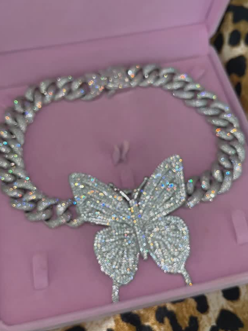 Dazzle Butterfly Necklace